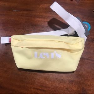 Levi’s Pastel Yellow Sling Waist Fanny Pack Pouch Women’s Unisex